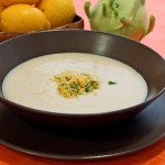 Kohlrabisuppe mit Haferflocken und Zitronen-Gremolata