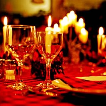 Candlelight_dinners